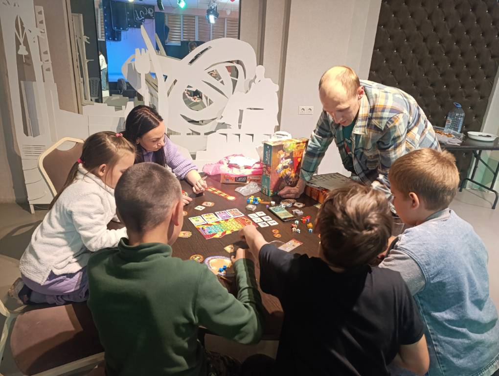 Вечер настольных игр «Твой ход», в рамках Всероссийской недели семьи